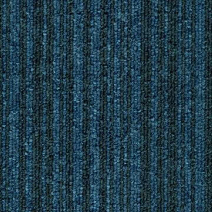 Ковровая Плитка Stripe (Страйп) 171 Синий-Черный Высота ворса:        2.6 мм
Общая толщина:   6.0 мм
Тип основы:           Битум